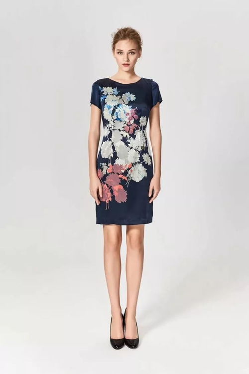 唐百二層精品女裝蒙迪愛爾專柜 端午佳節獻祝福，時尚服飾添風采